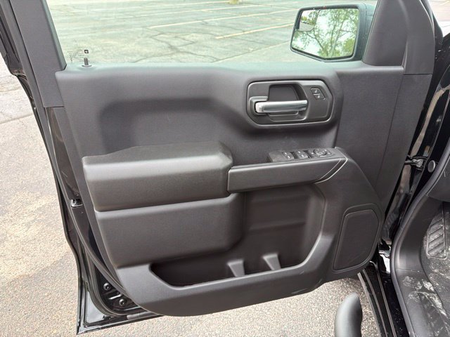 New 2026 Chevrolet Silverado 1500 Custom w/ Turbomax Blackout Package AWD/4WD image 10