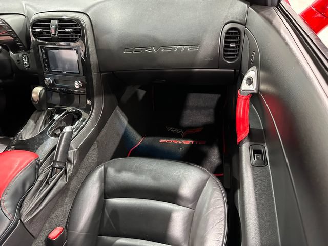 Used 2009 Chevrolet Corvette Coupe RWD image 12
