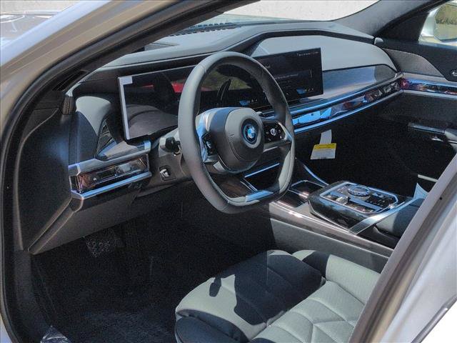 New 2026 BMW i7 xDrive60 w/ Executive Package AWD/4WD image 3