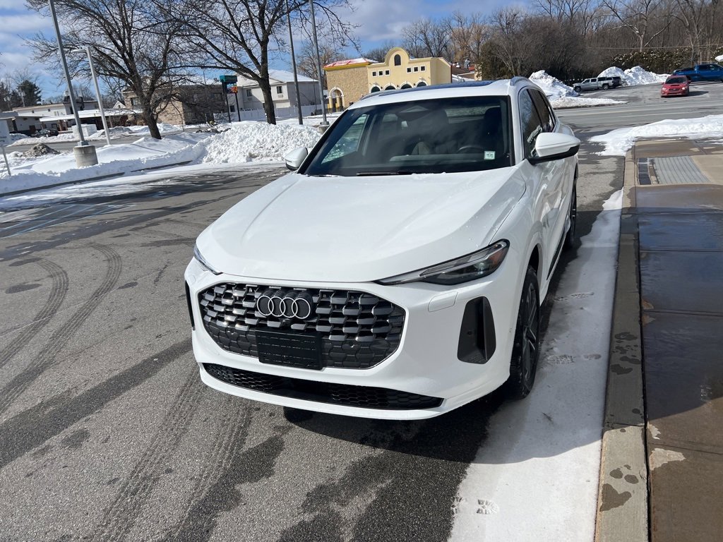 Certified 2025 Audi Q5 Premium w/ Convenience Package image 51