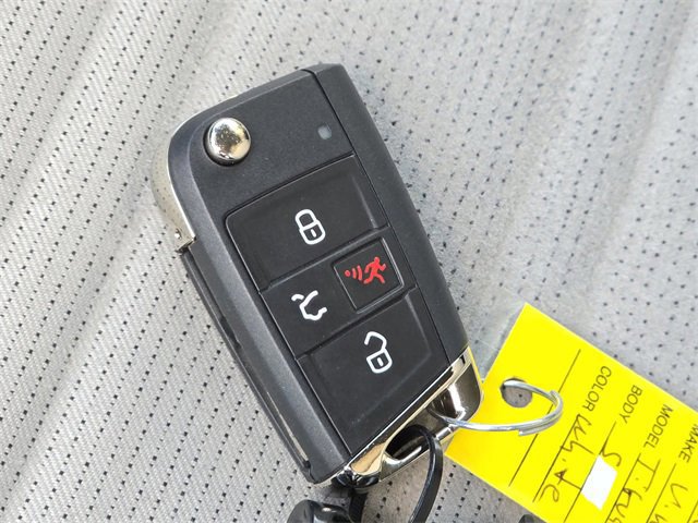 Used 2024 Volkswagen Tiguan S image 34