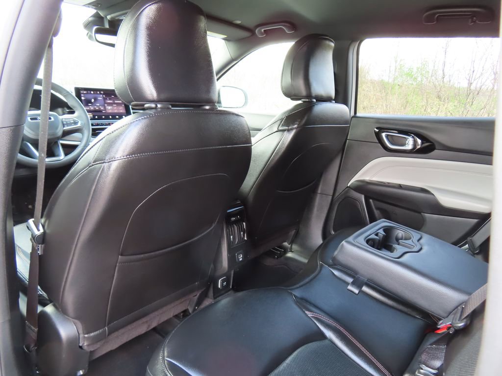 Certified 2023 Jeep Compass Limited AWD/4WD image 25