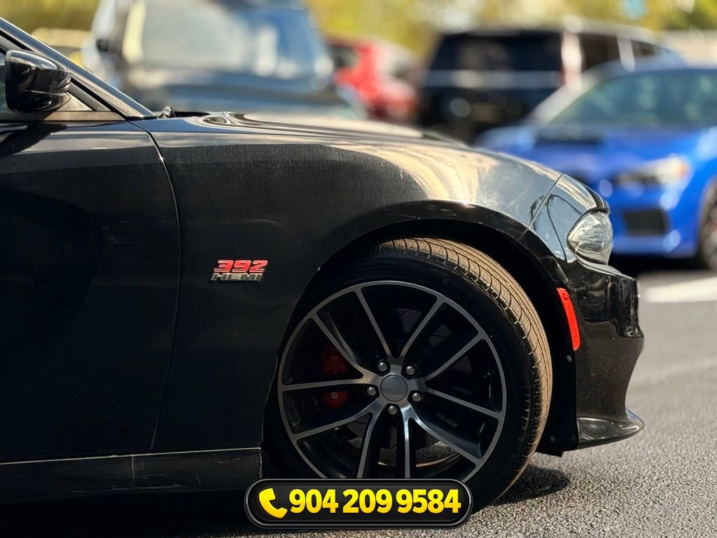 Used 2016 Dodge Charger R/T Scat Pack w/ Beats Audio Group RWD image 10