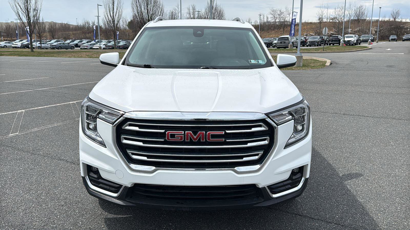Used 2024 GMC Terrain SLT FWD image 15