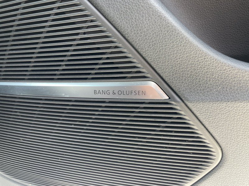 Used 2019 Audi Q8 Premium Plus w/ Premium Plus AWD/4WD image 30