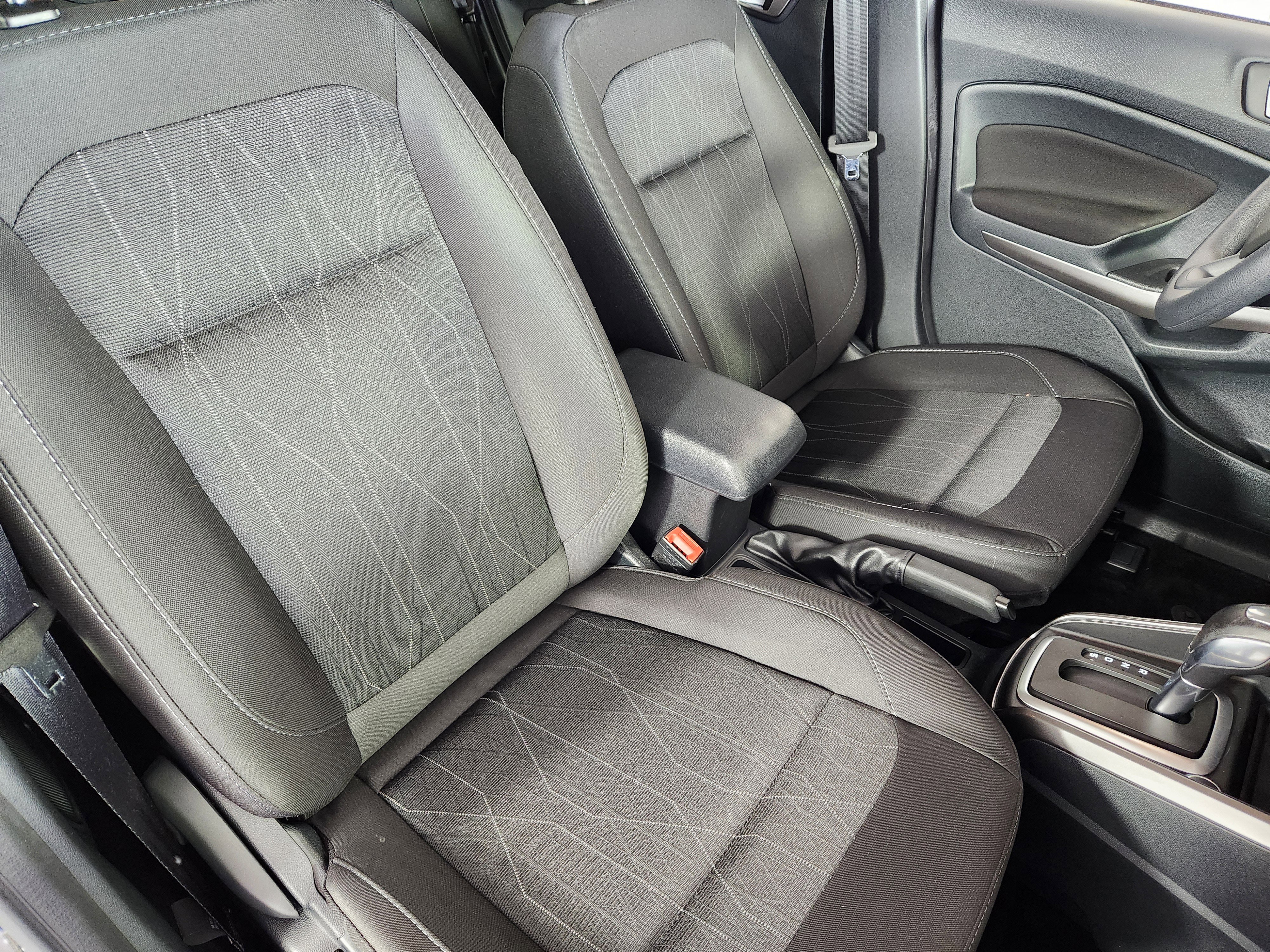 Used 2022 Ford EcoSport SE image 10