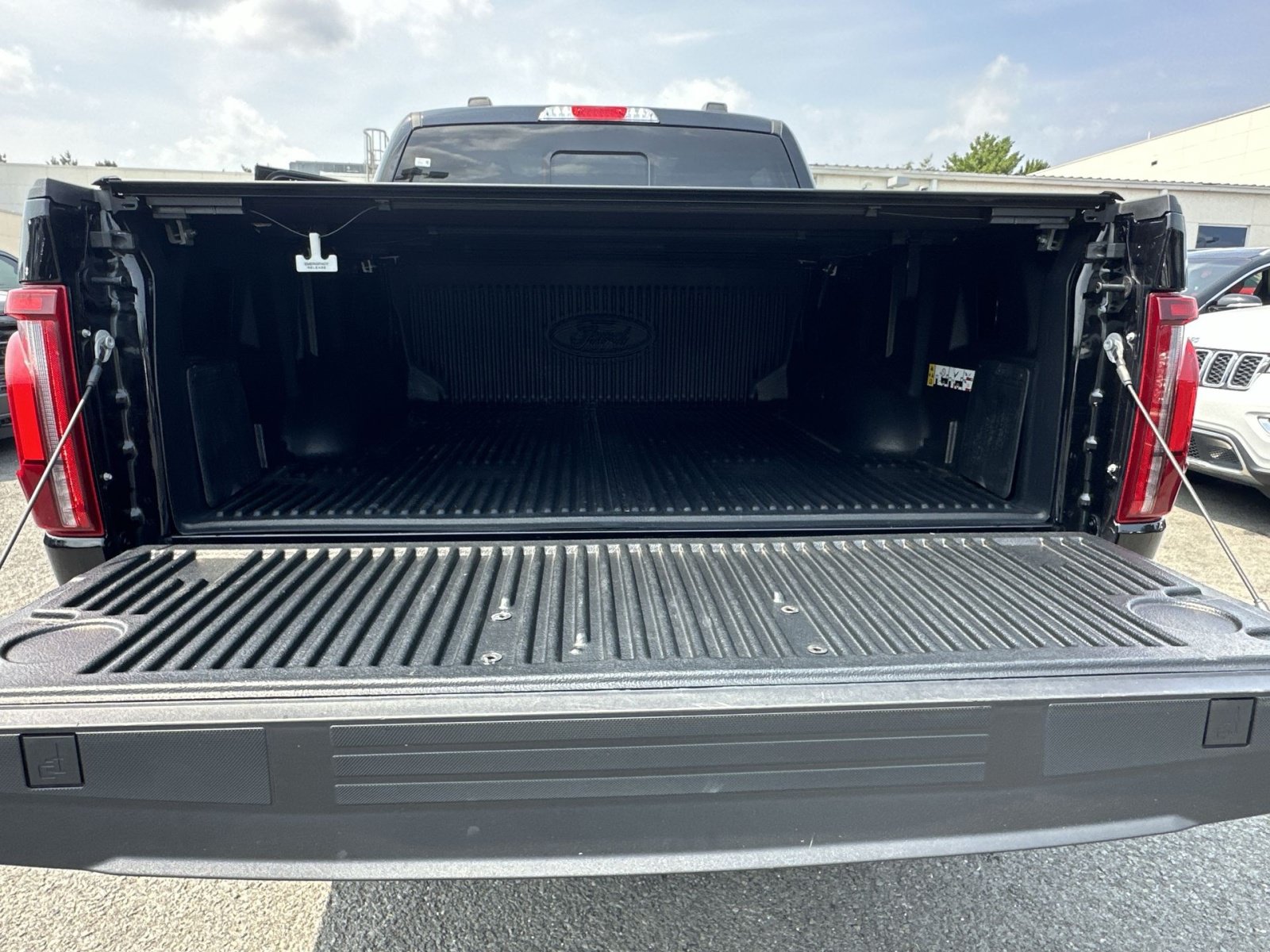 Certified 2024 Ford F150 Lariat w/ Equipment Group 502A High AWD/4WD image 34
