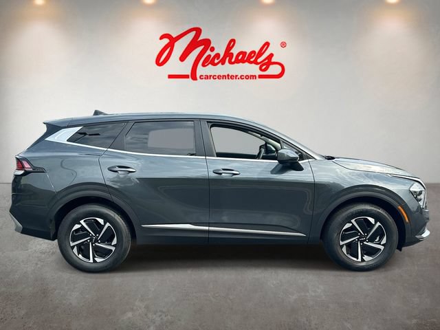 Used 2023 Kia Sportage LX AWD/4WD image 2