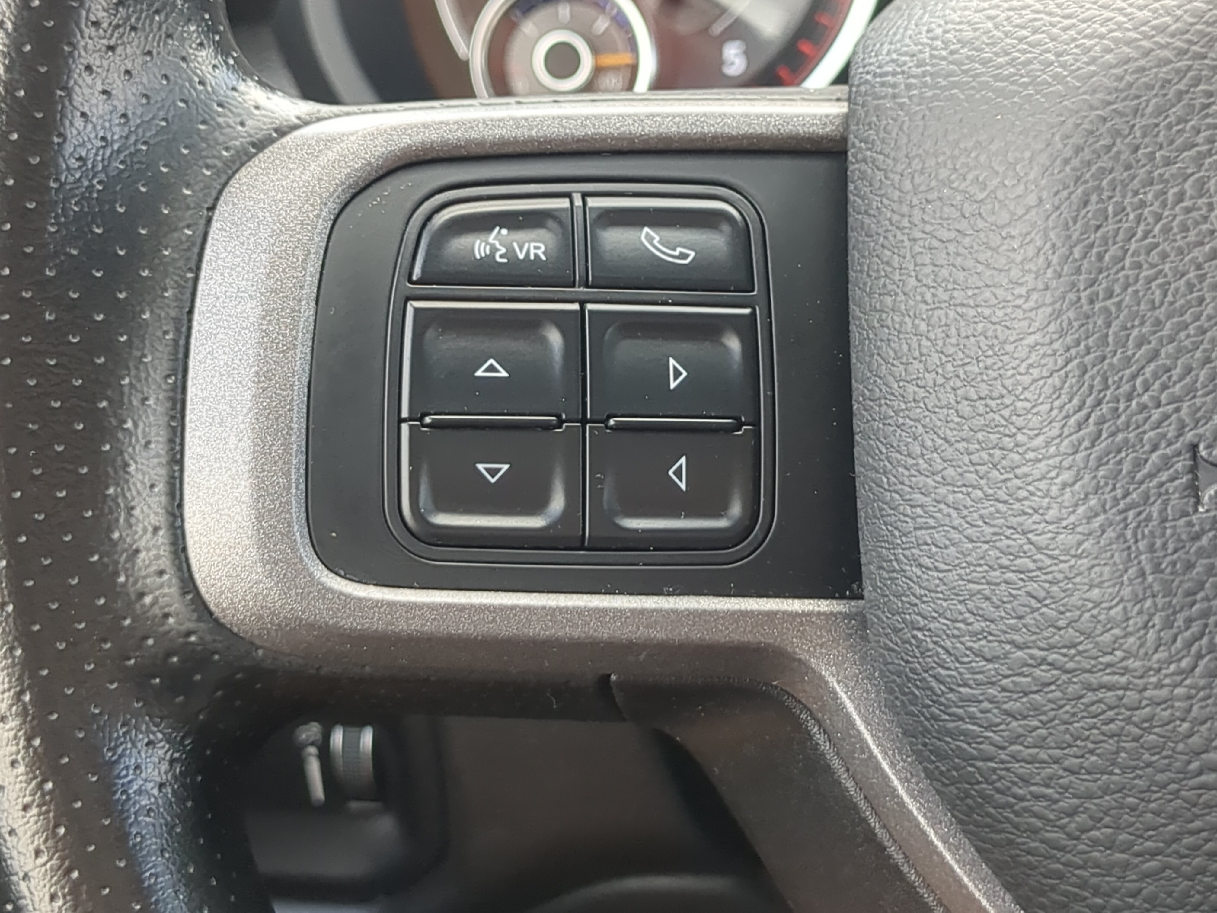 Used 2022 RAM 5500 Tradesman w/ Chrome Appearance Group RWD image 21