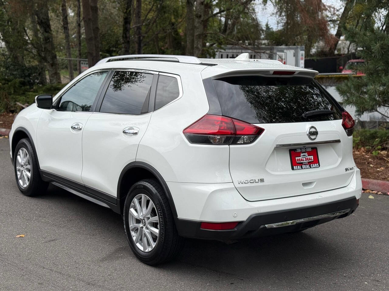 Used 2019 Nissan Rogue SV AWD/4WD image 54