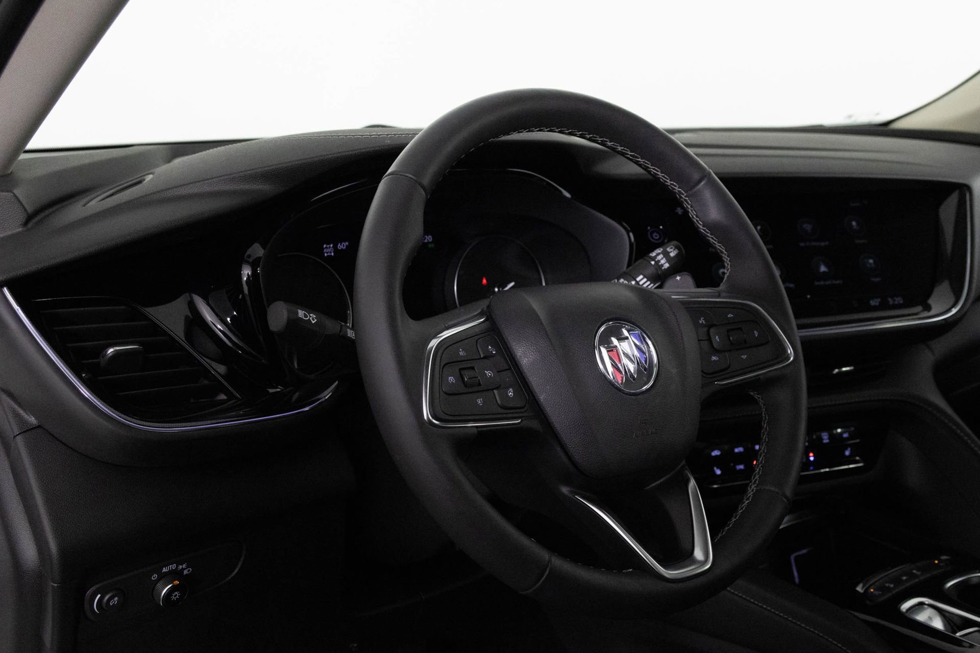 Used 2023 Buick Envision Essence w/ Sport Touring Package image 32