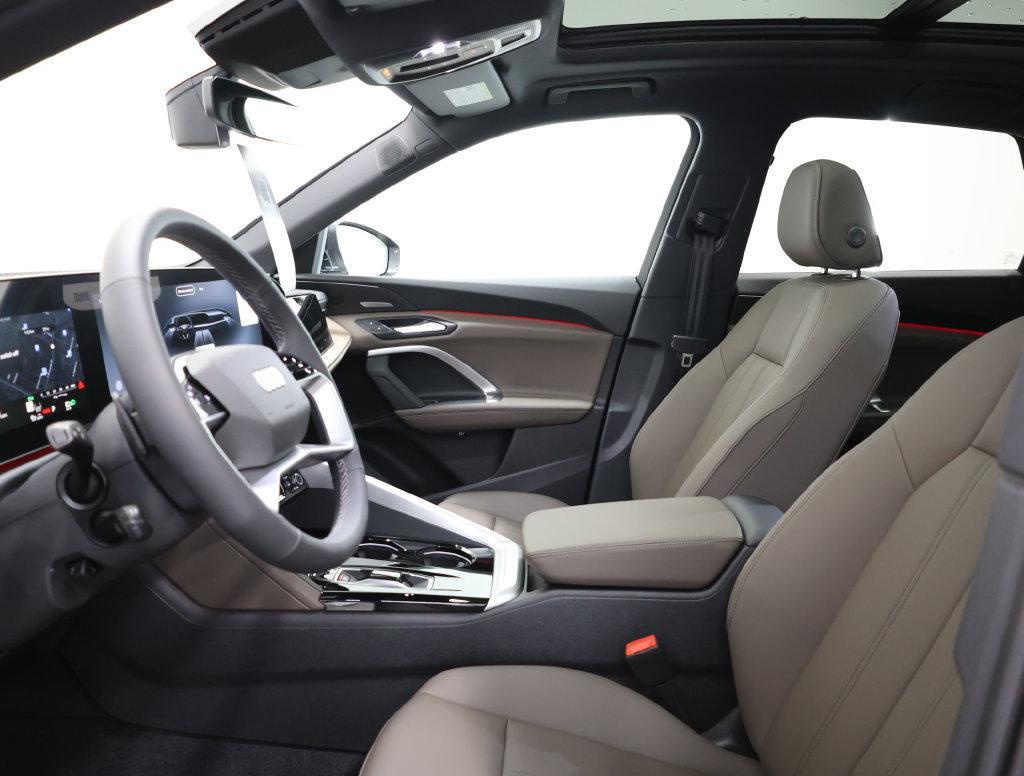 New 2026 Audi Q5 Premium Plus AWD/4WD image 13