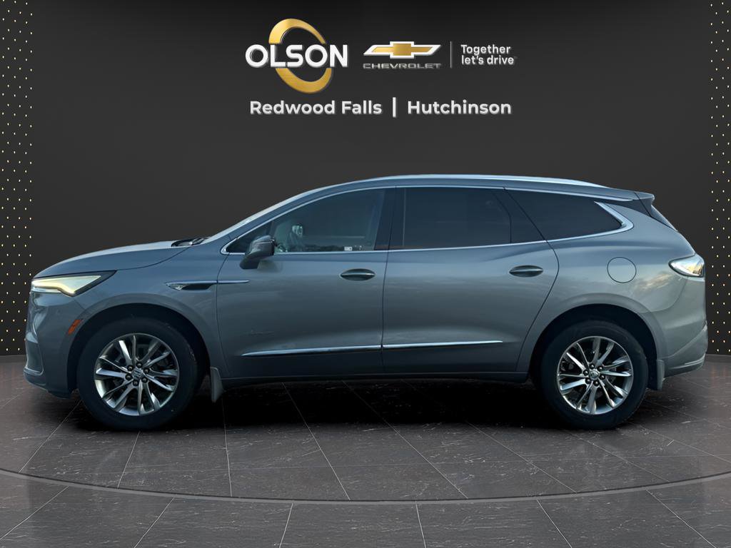 Certified 2023 Buick Enclave Avenir w/ Avenir Technology Package image 2
