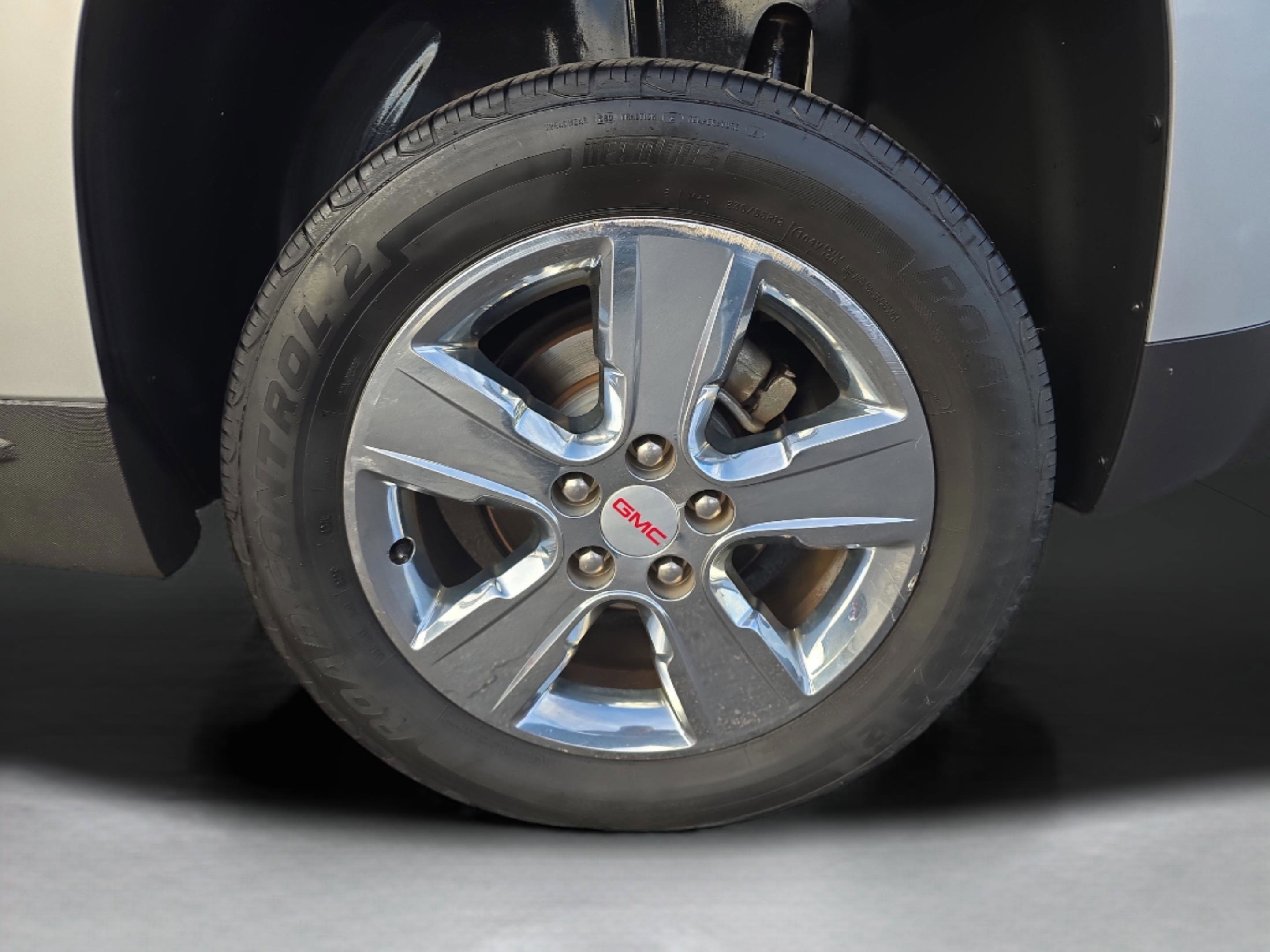 Used 2015 GMC Terrain SLT image 27