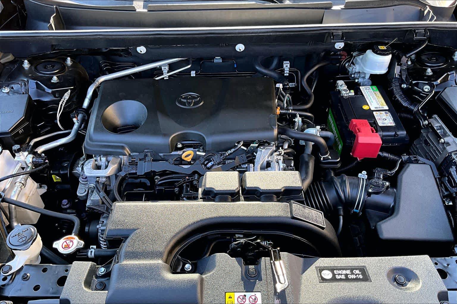 Used 2021 Toyota RAV4 Adventure AWD/4WD image 32
