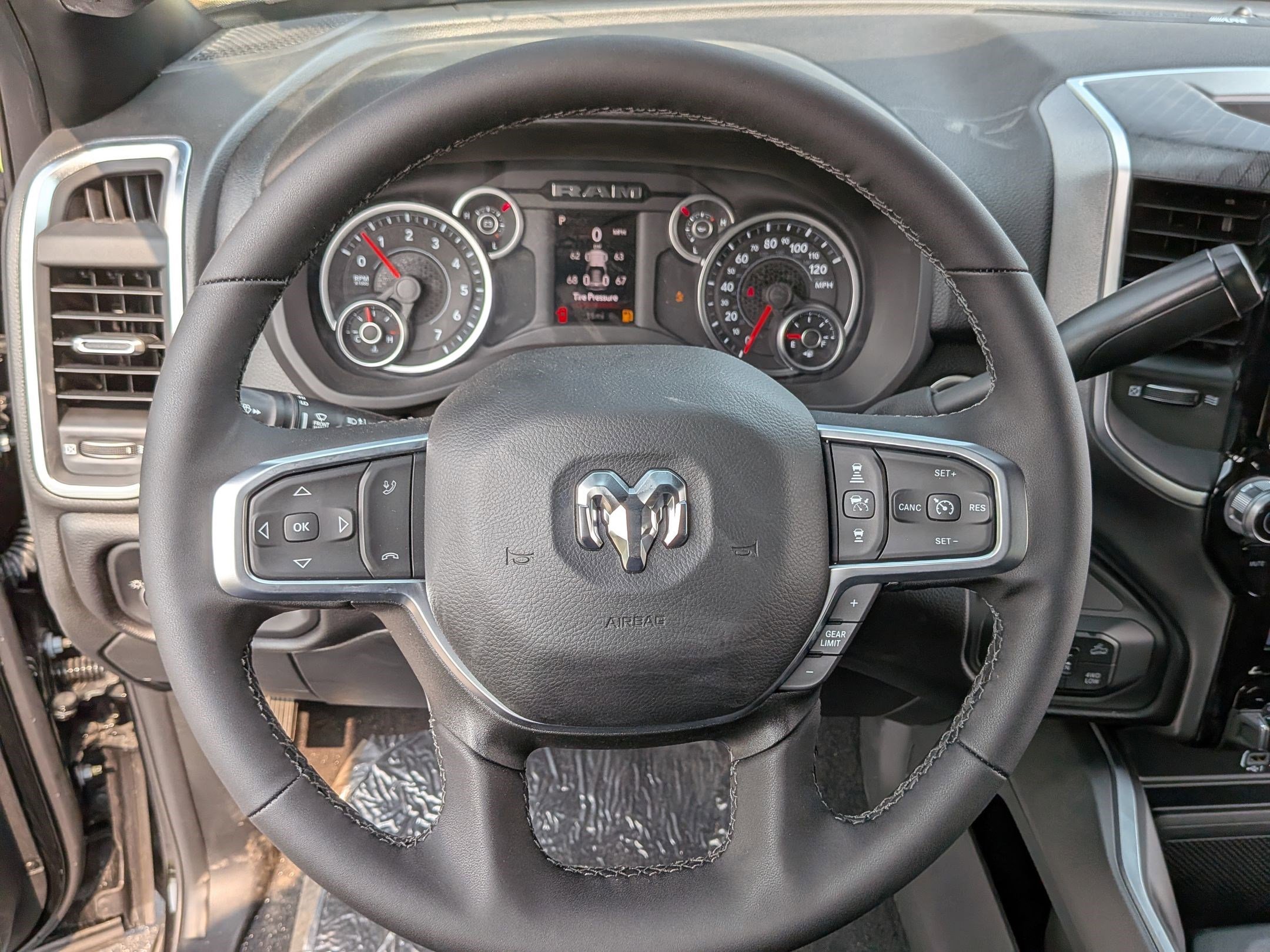 New 2025 RAM 2500 Big Horn image 18