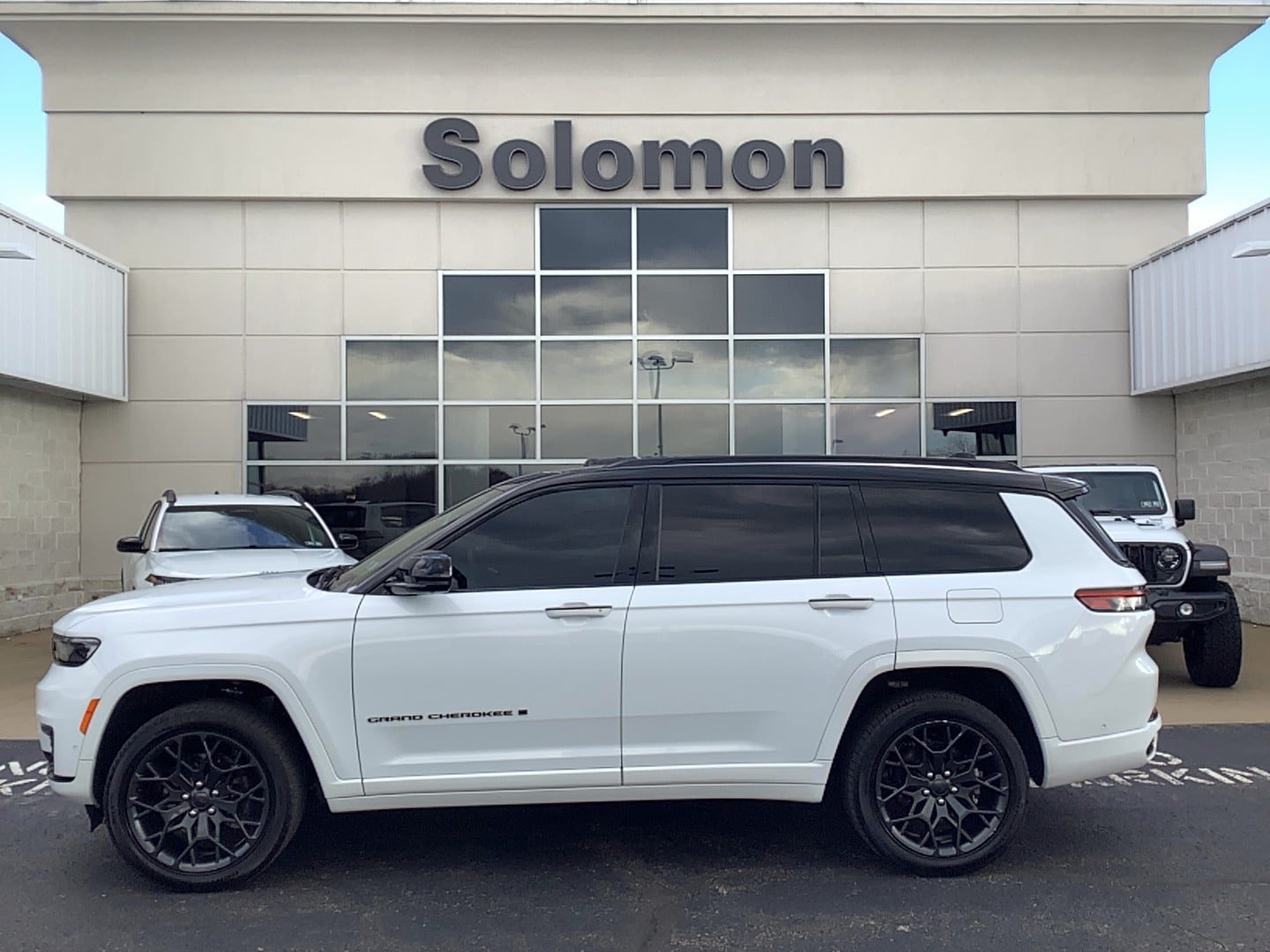 Certified 2024 Jeep Grand Cherokee L Summit