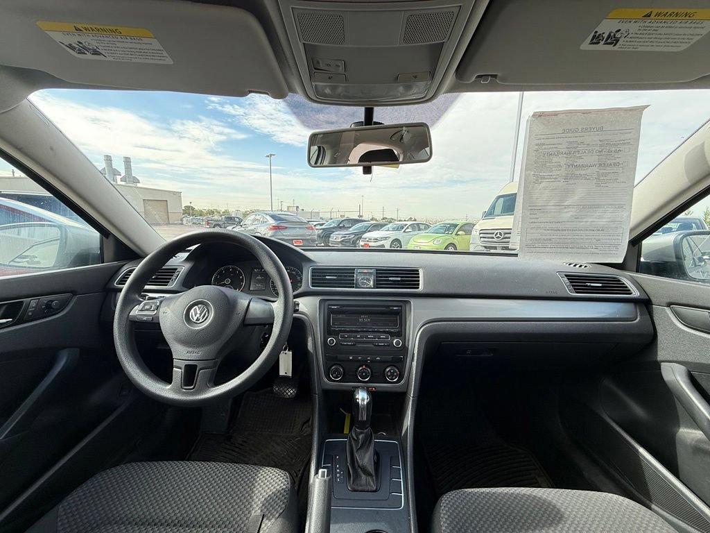 Used 2013 Volkswagen Passat 2.5 S FWD image 19