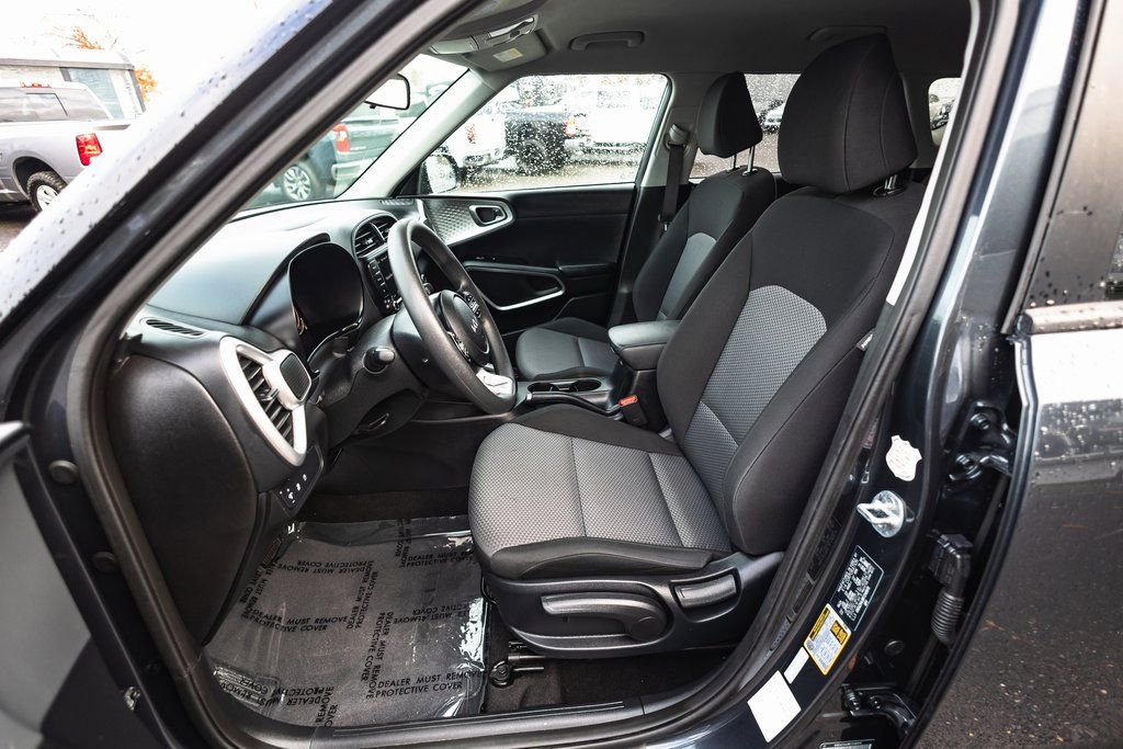 Used 2024 Kia Soul LX w/ Option Group 015 image 20