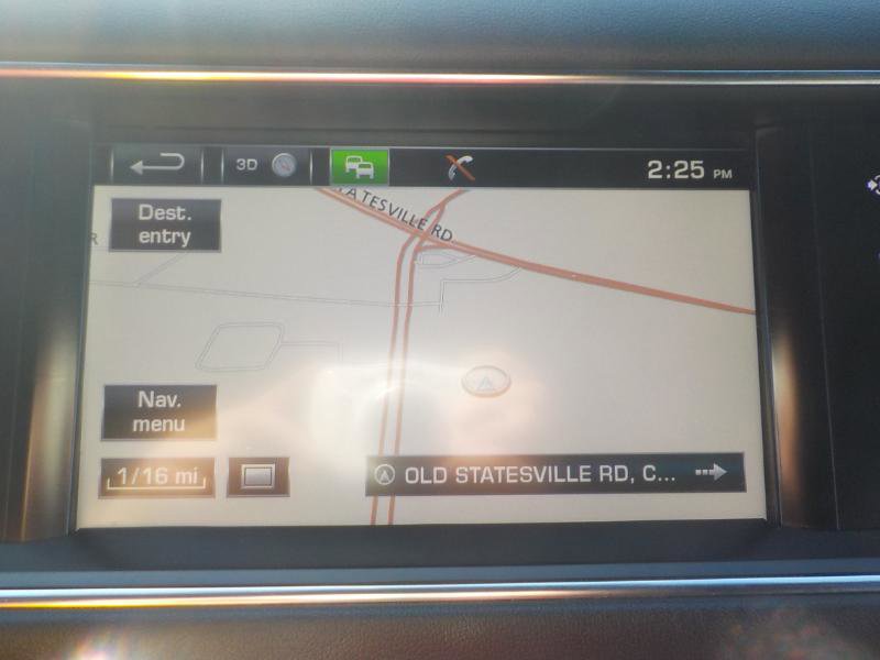 Used 2016 Land Rover Range Rover Sport SE image 15