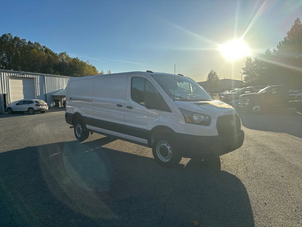 New 2026 Ford Transit 250 Low Roof video 3