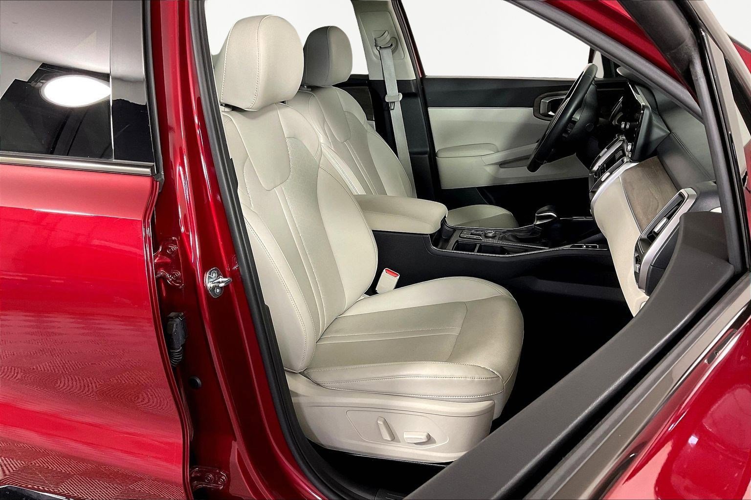 Certified 2023 Kia Sorento EX w/ Panoramic Sunroof Package image 30