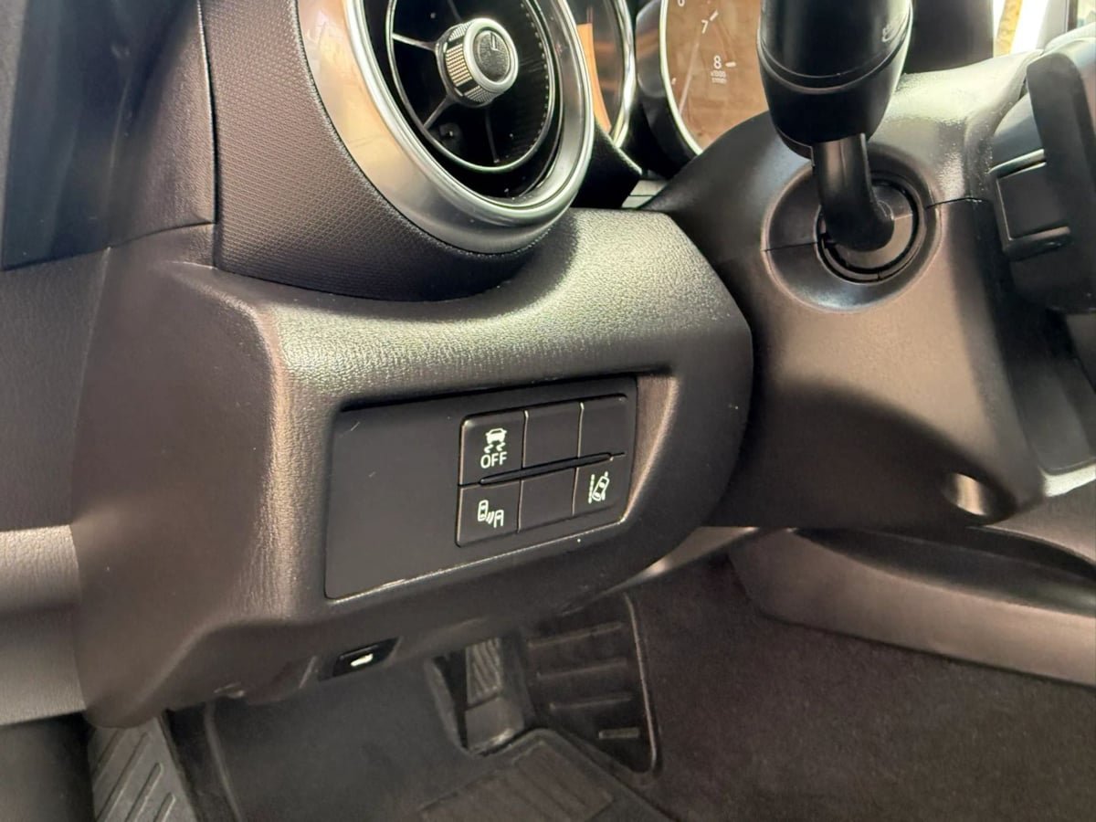 Used 2018 MAZDA MX-5 Miata Grand Touring RWD image 42
