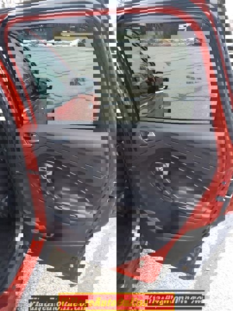 Used 2019 Ford Escape SEL image 33