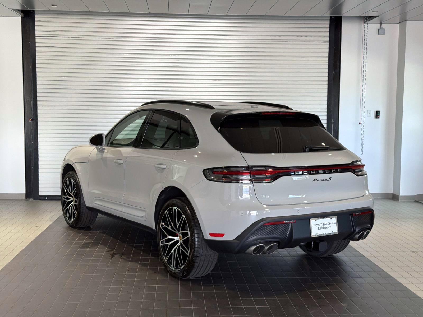 New 2026 Porsche Macan S image 3