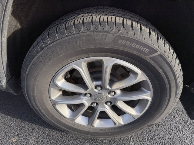 Used 2014 Jeep Grand Cherokee Limited image 28