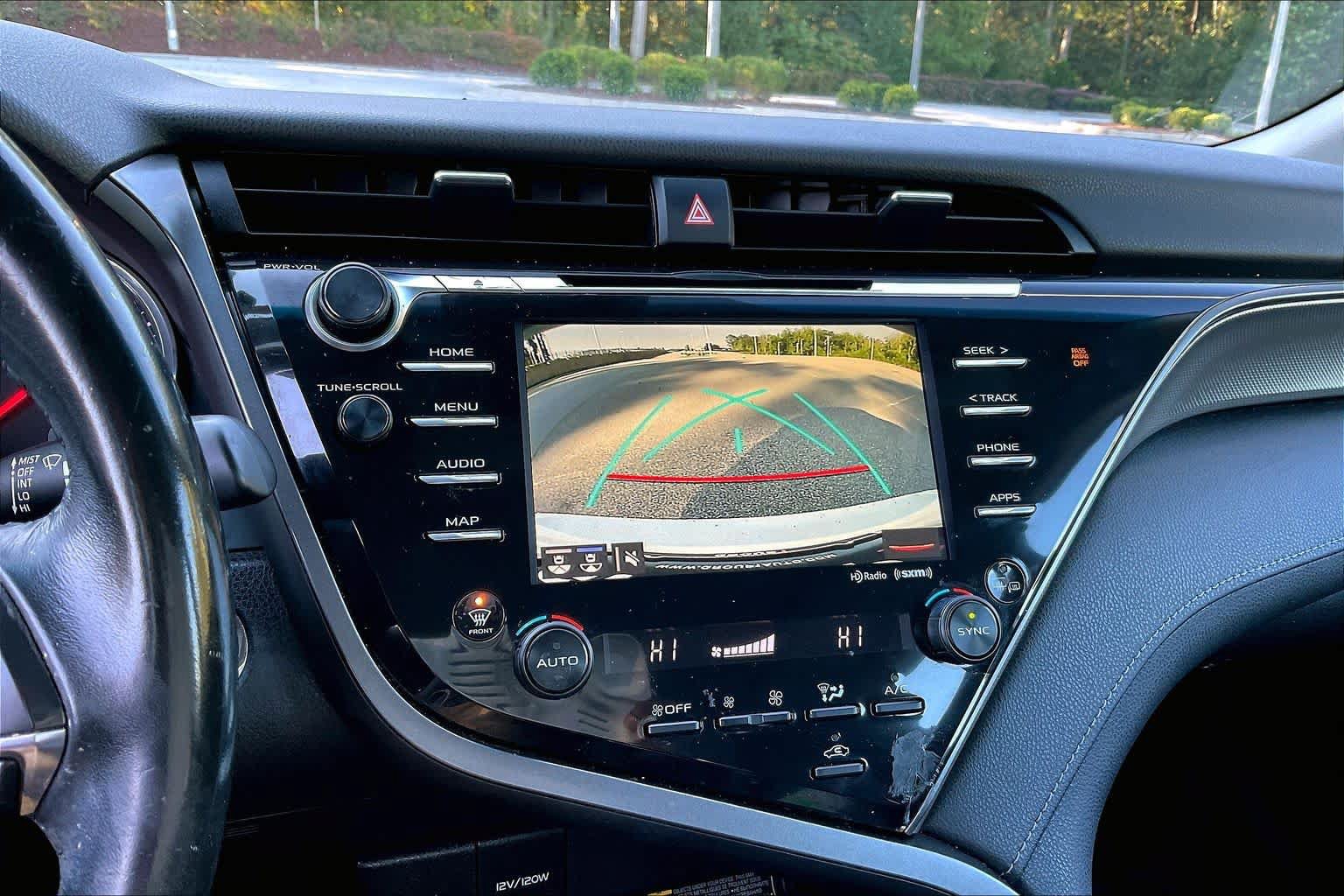 Used 2020 Toyota Camry XSE FWD image 27