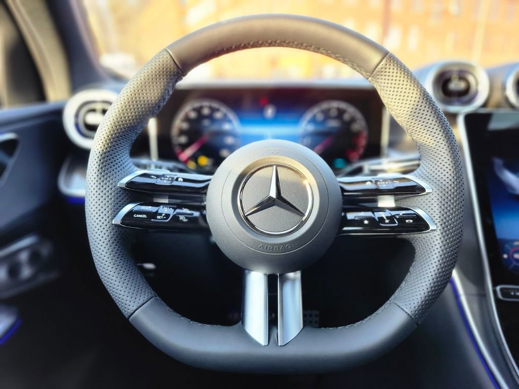 New 2026 Mercedes-Benz GLC 300 4MATIC image 28