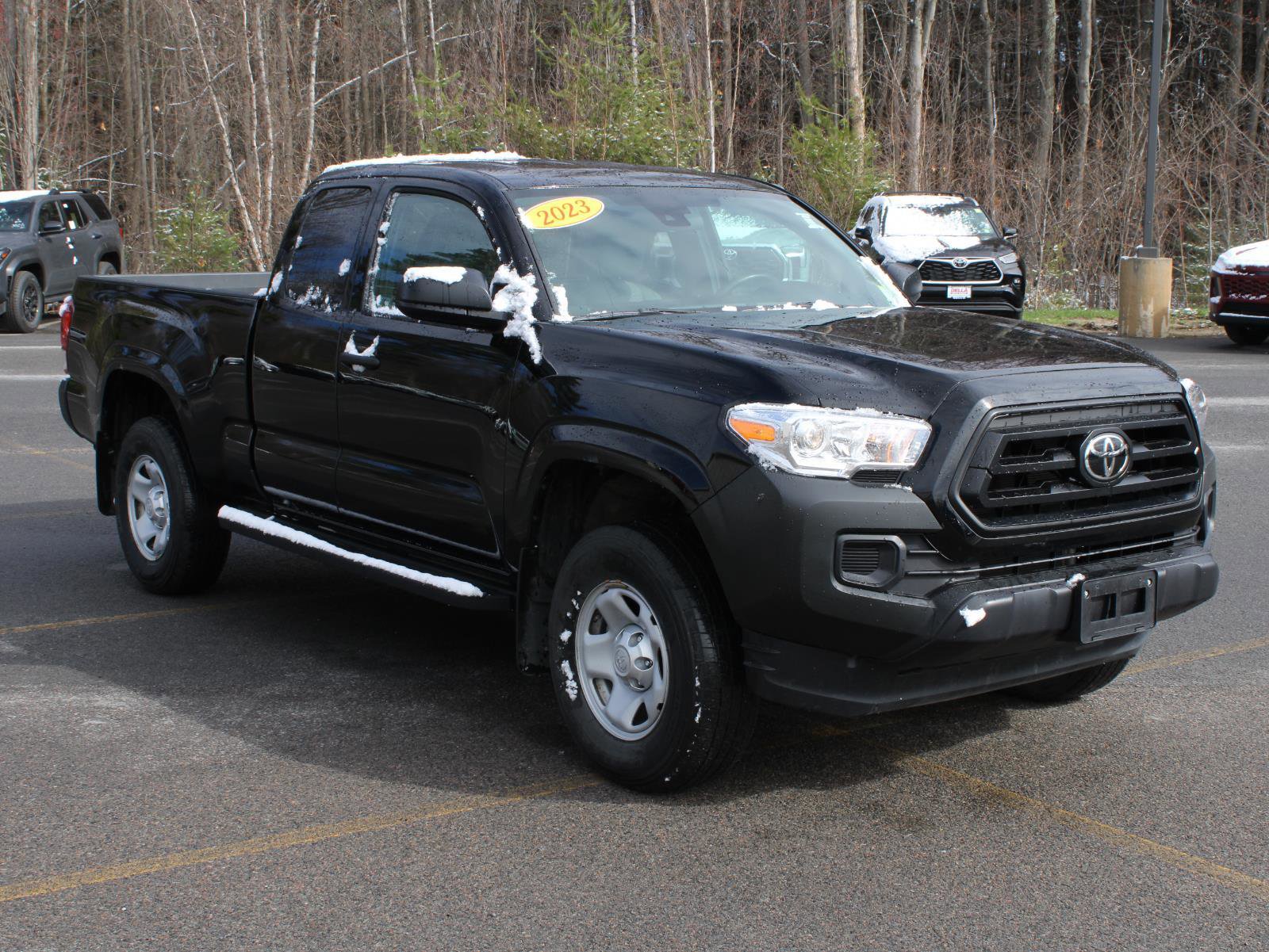 Used 2023 Toyota Tacoma SR image 3