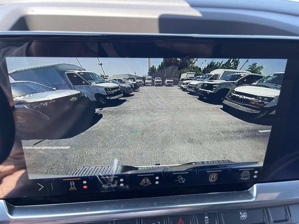 New 2026 Chevrolet Silverado 1500 High Country AWD/4WD image 17