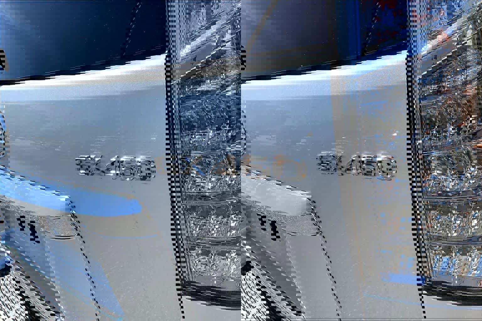 Used 2015 Lexus GX 460 w/ Premium Package image 30