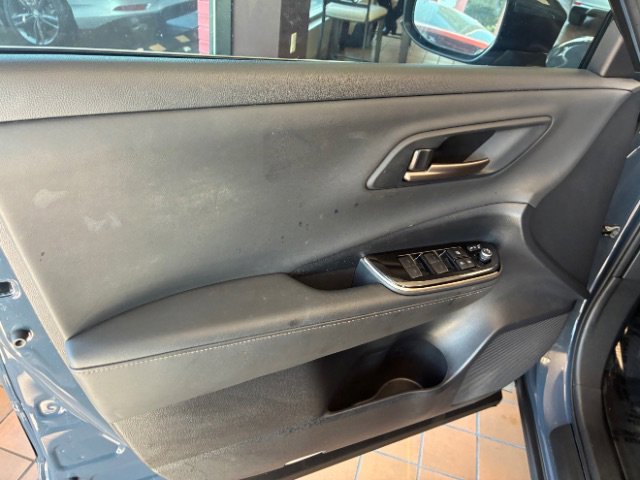 Used 2025 Toyota Crown XLE image 12