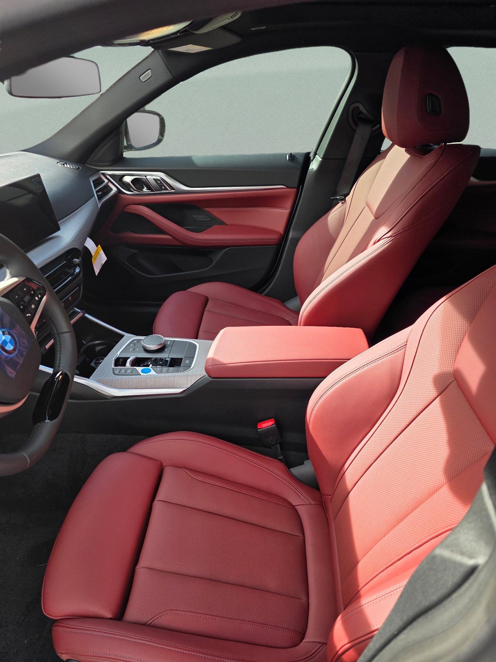 Used 2026 BMW i4 eDrive40 w/ Parking Assistance Package RWD image 4