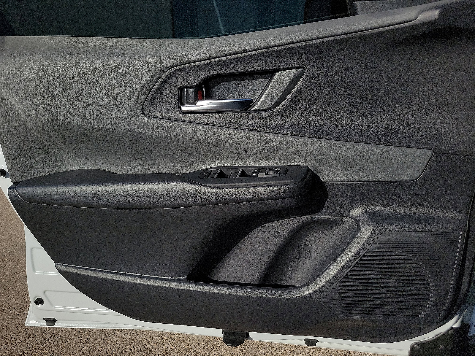 New 2026 Toyota Prius XLE FWD image 11