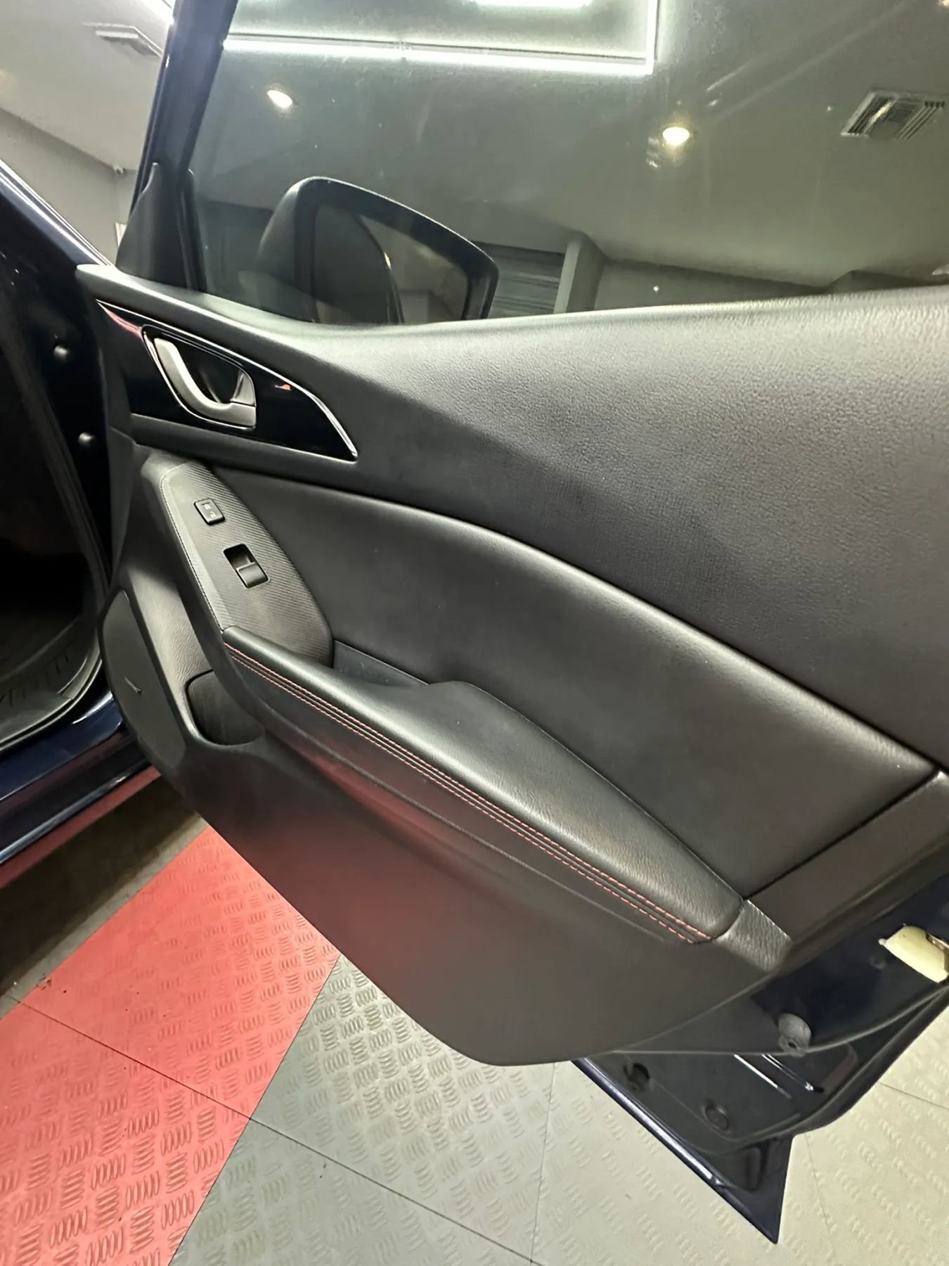 Used 2016 MAZDA MAZDA3 i Grand Touring image 26