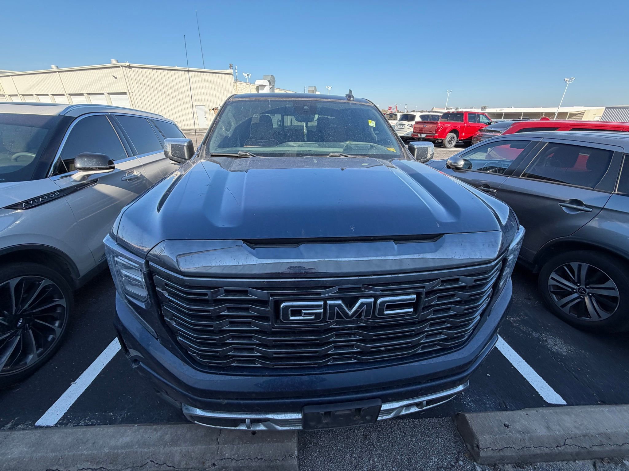 Used 2023 GMC Sierra 1500 Denali Ultimate image 2