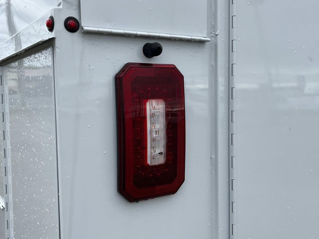 New 2025 Chevrolet Express 3500 w/ Power Convenience Package image 15