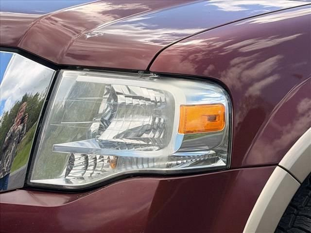 Used 2012 Ford Expedition XLT AWD/4WD image 25