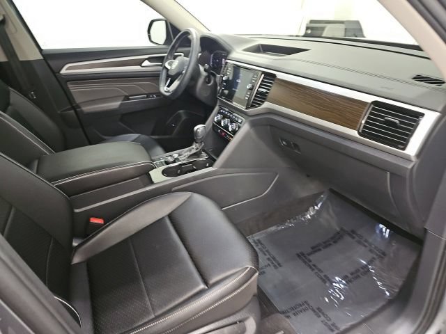 Used 2023 Volkswagen Atlas SE AWD/4WD image 39