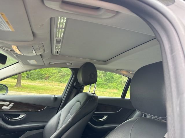Used 2019 Mercedes-Benz C 300 4MATIC Sedan w/ Multimedia Package image 11