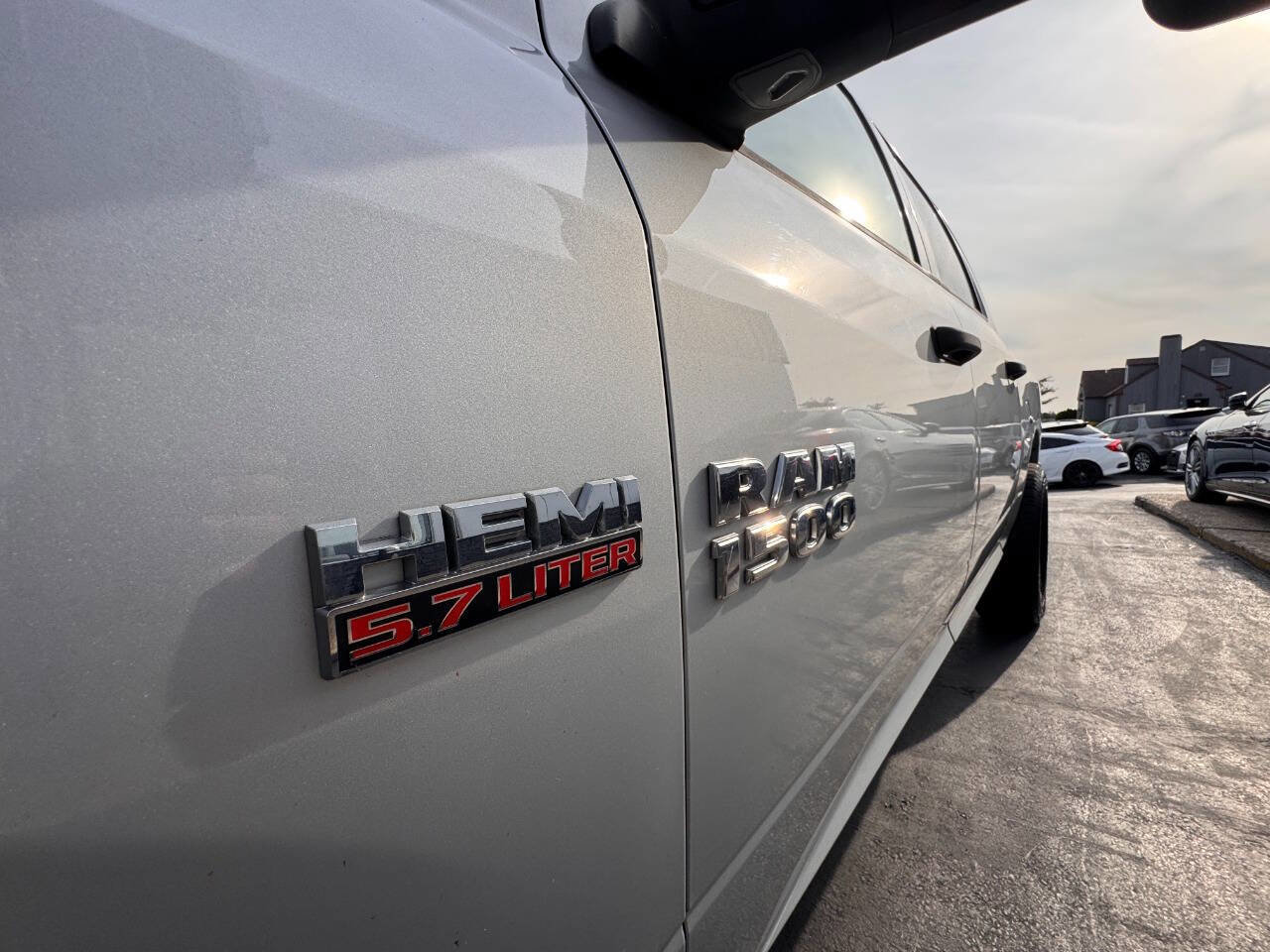 Used 2014 RAM 1500 Express image 27