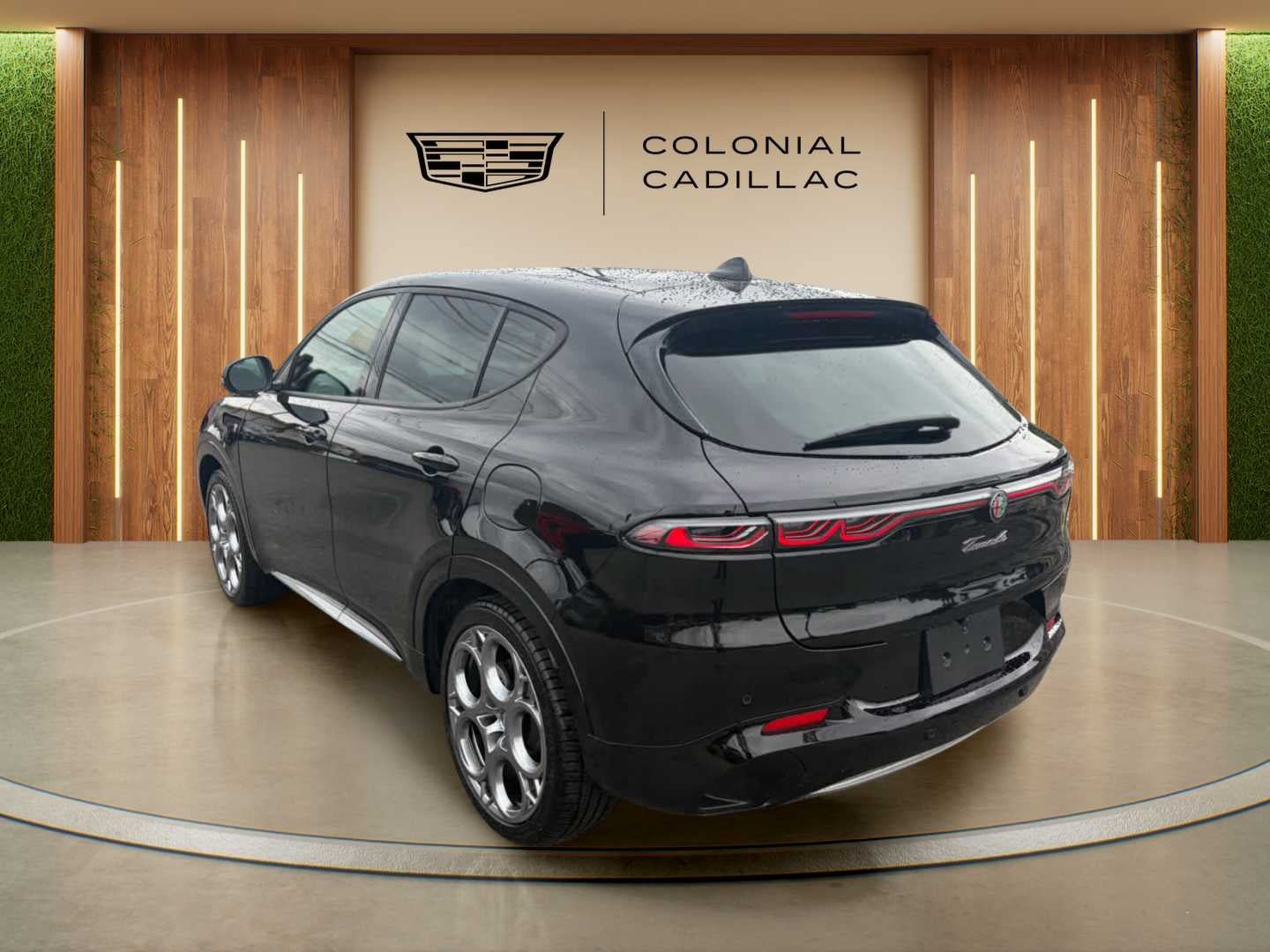 Used 2024 Alfa Romeo Tonale Ti AWD/4WD image 5
