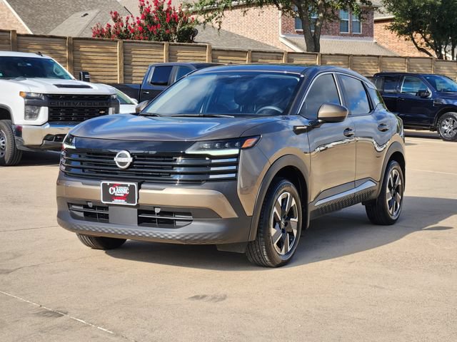 Used 2025 Nissan Kicks SV AWD/4WD image 11