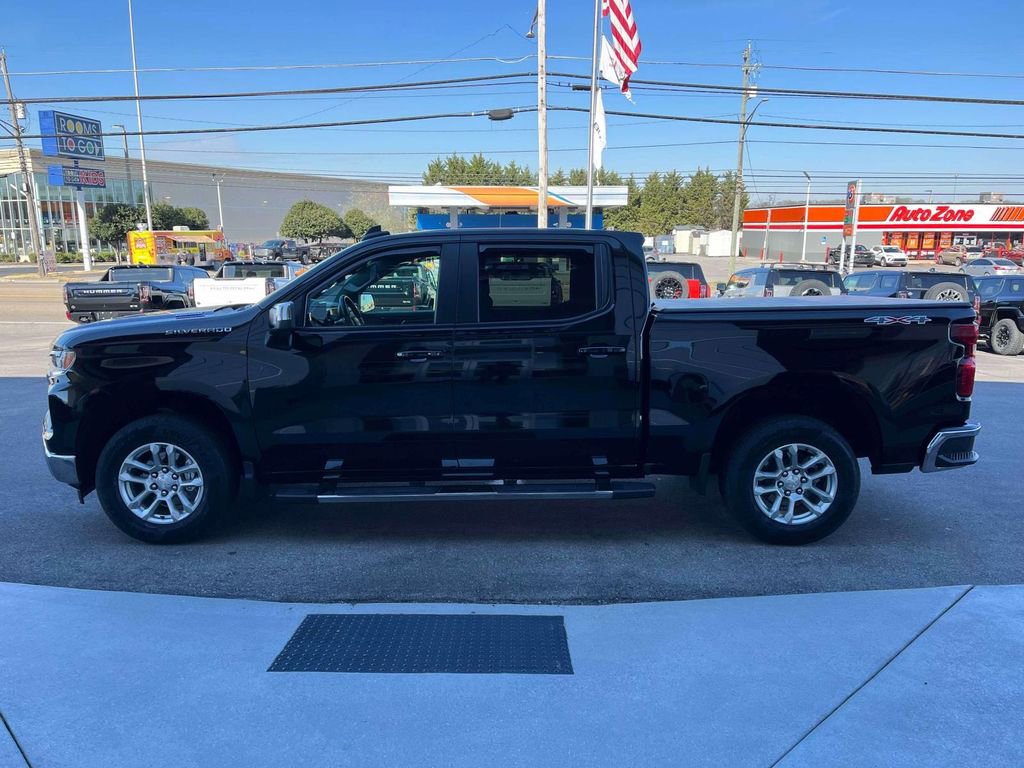 Certified 2023 Chevrolet Silverado 1500 LT w/ Safety Package AWD/4WD image 6