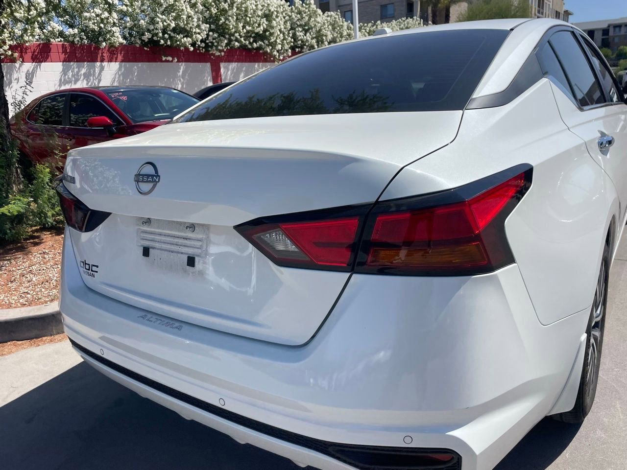 Used 2025 Nissan Altima 2.5 SV image 4