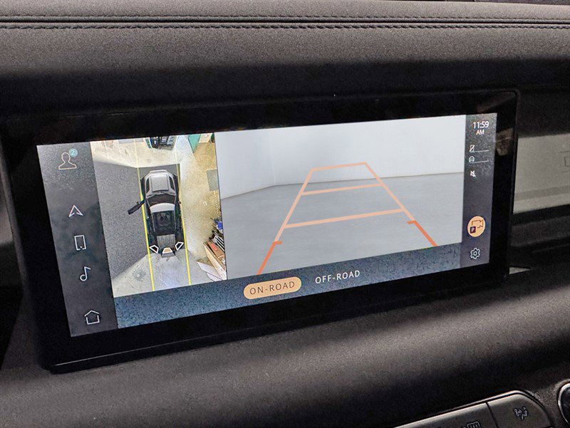 Used 2023 Land Rover Defender 110 SE image 18